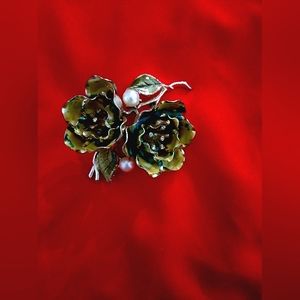 A elegant Coro Duel rose with a very beautiful multi color